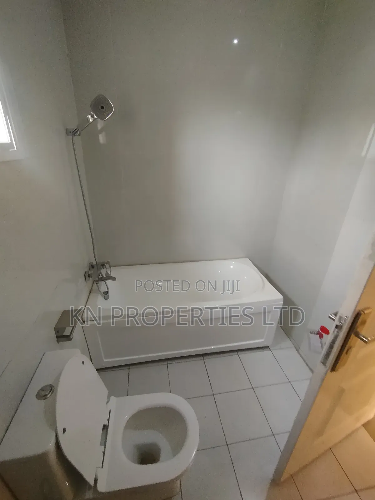 5bdrm Townhouse / Terrace in Gusape Main, Guzape District for rent in Guzape District