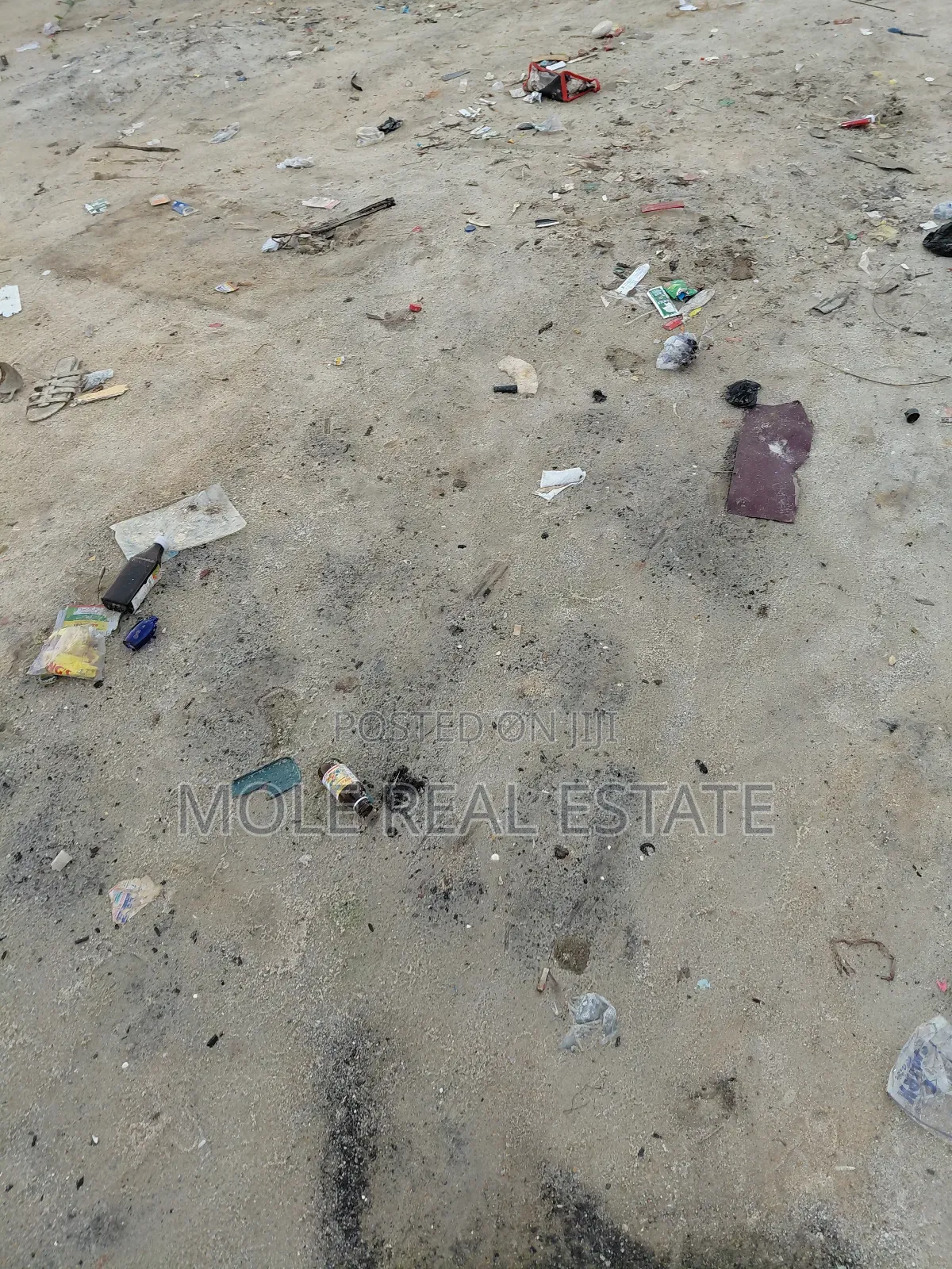 900sqm Plot Facing Shasha Akowonjo Major Road in Akowonjo