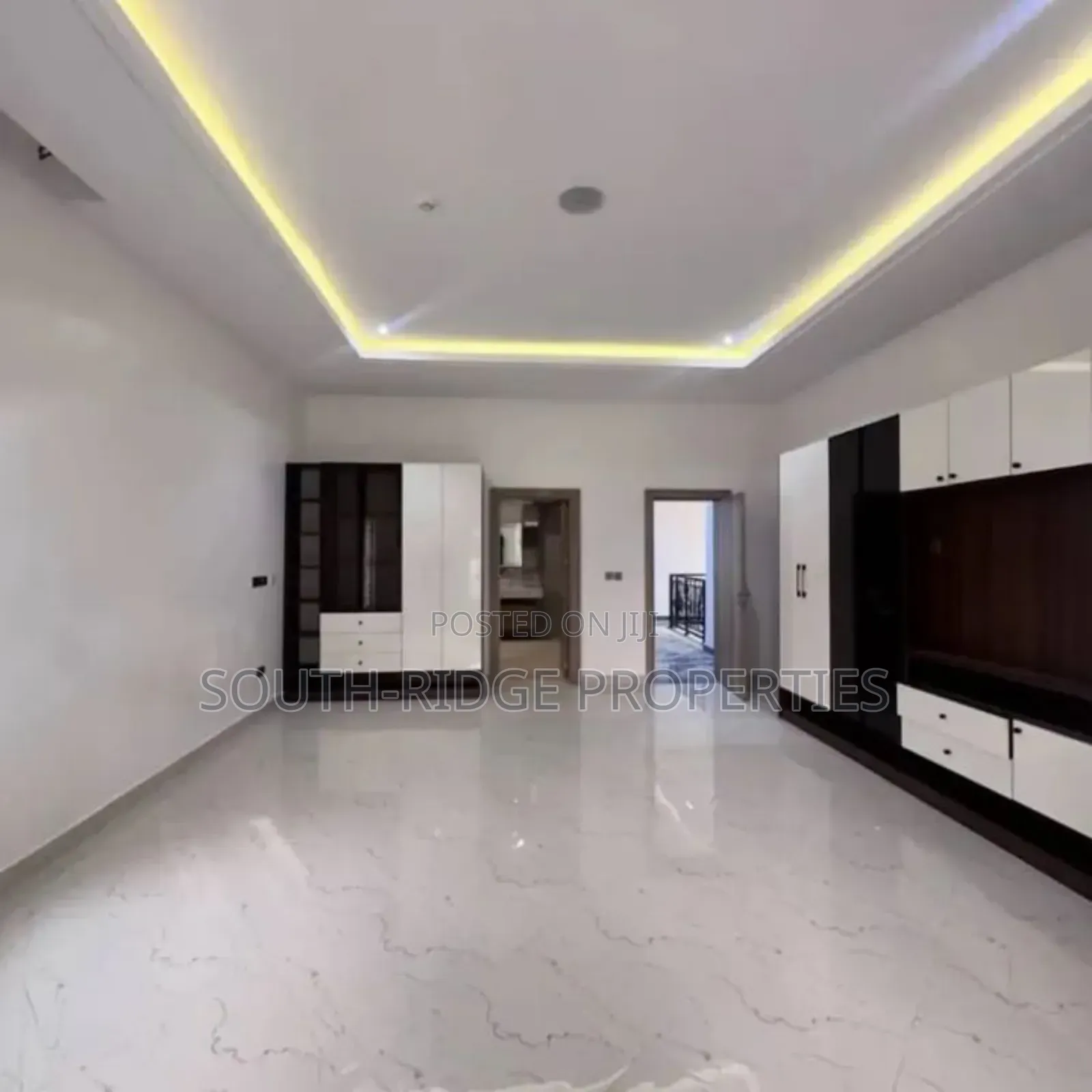 12bdrm Duplex in Jabi for sale in Jabi