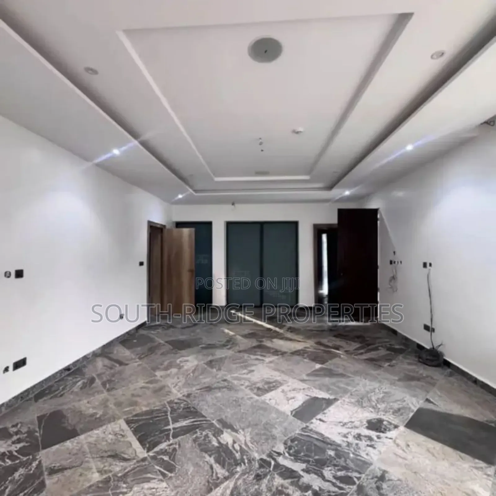 12bdrm Duplex in Jabi for sale in Jabi