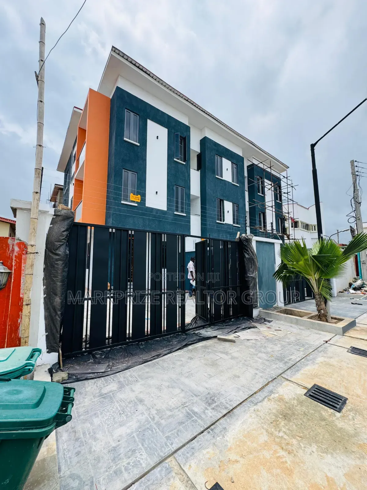 4bdrm Duplex in Ogudu GRA for sale in Ogudu GRA