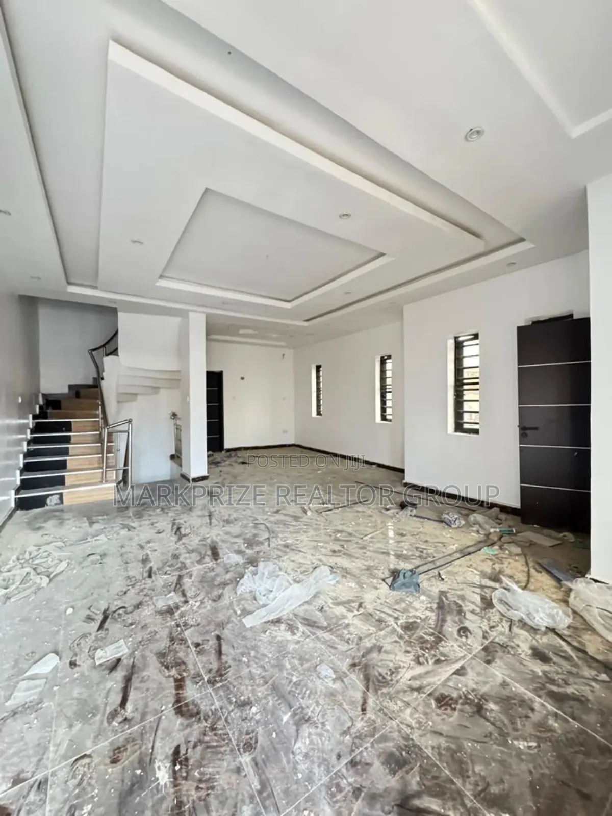 4bdrm Duplex in Surulere for sale in Surulere