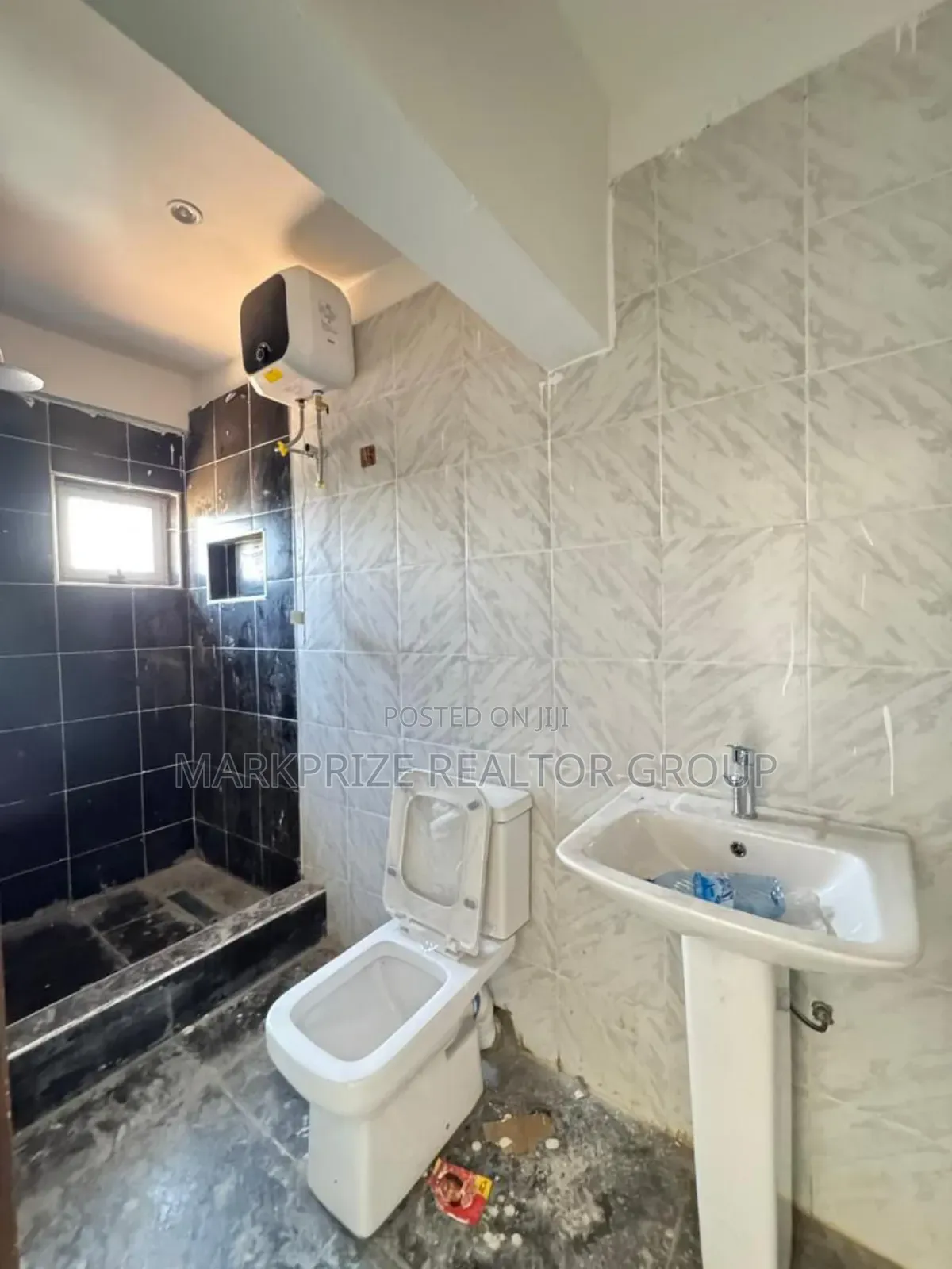 3bdrm Apartment in Surulere for sale in Surulere