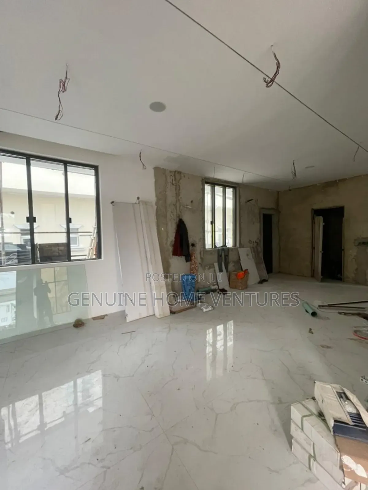 6bdrm Duplex in Osapa Lekki for sale in Osapa london