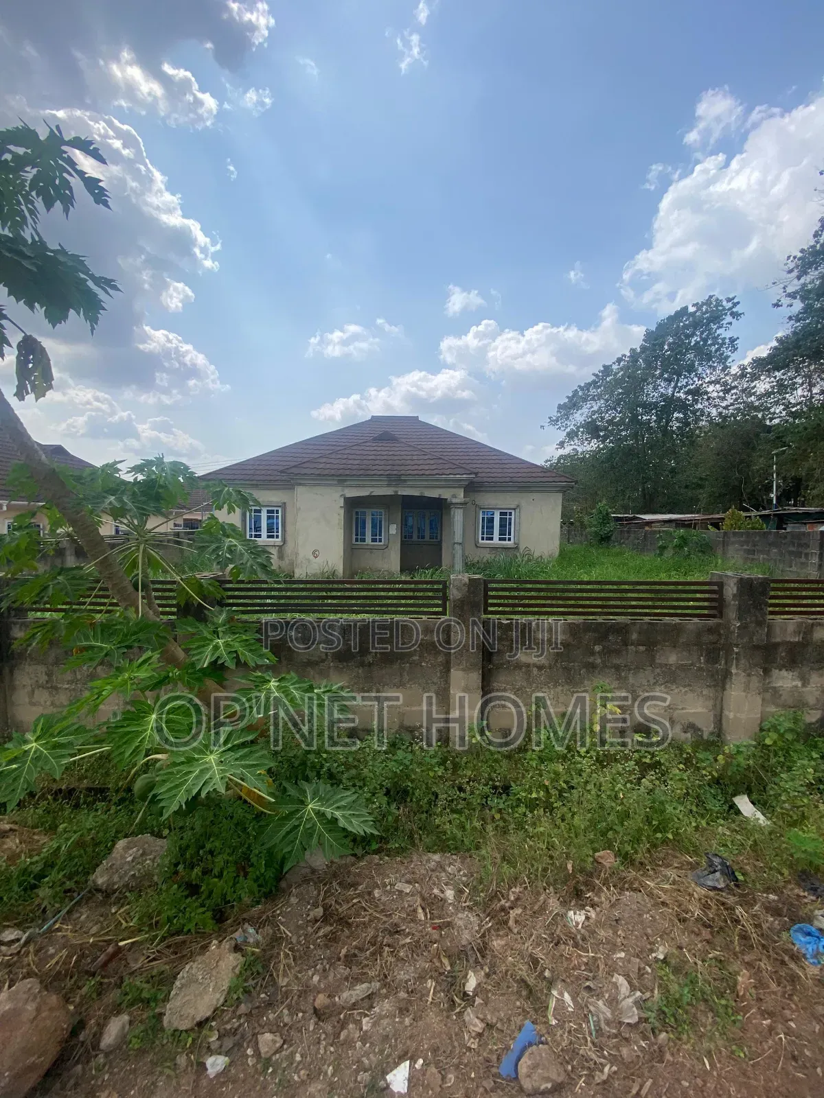 3bdrm Bungalow in Akure for sale in Akure