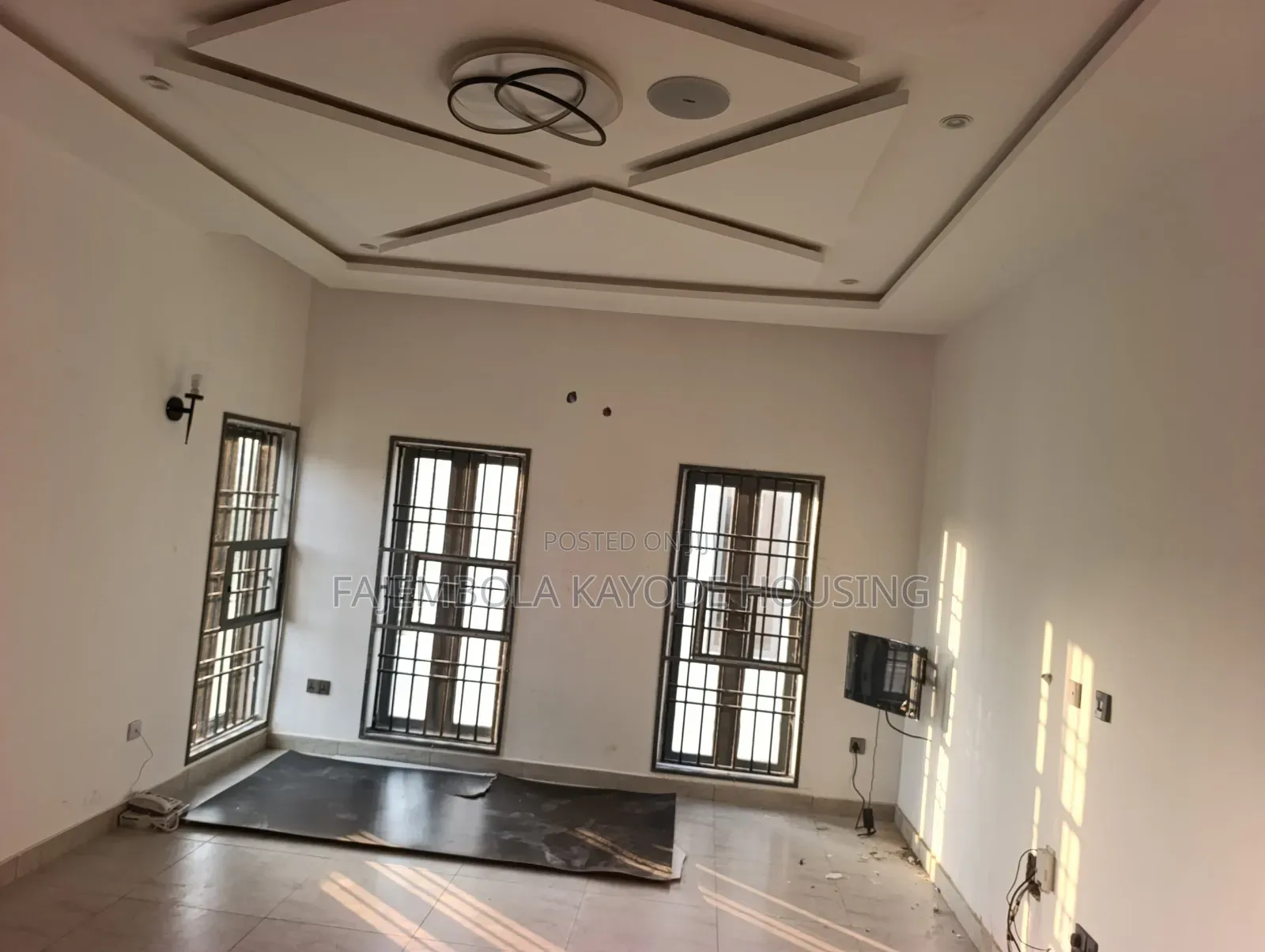 4bdrm Duplex in Oba Otudeko Close, Jericho for sale in Jericho
