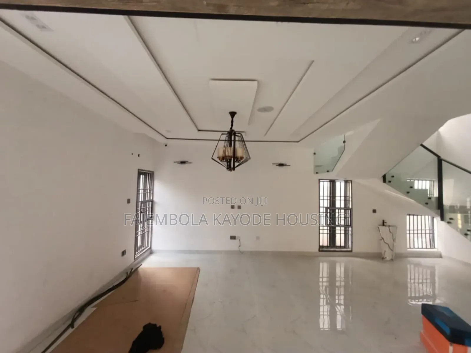4bdrm Duplex in Oba Otudeko Close, Jericho for sale in Jericho