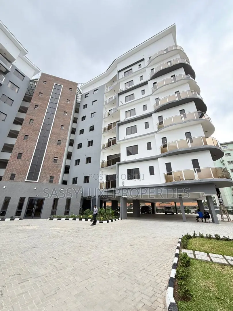 Furnished Studio Apartment in Ikate Lekki for sale in Lekki