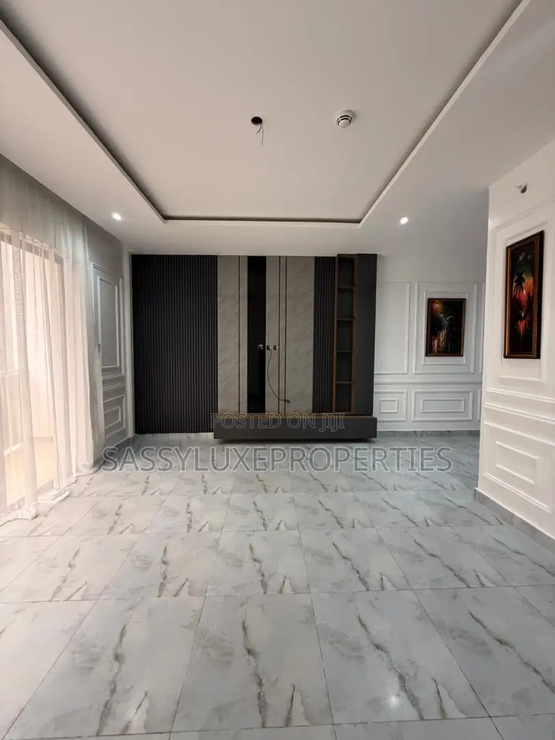Furnished Studio Apartment in Ikate Lekki for sale in Lekki