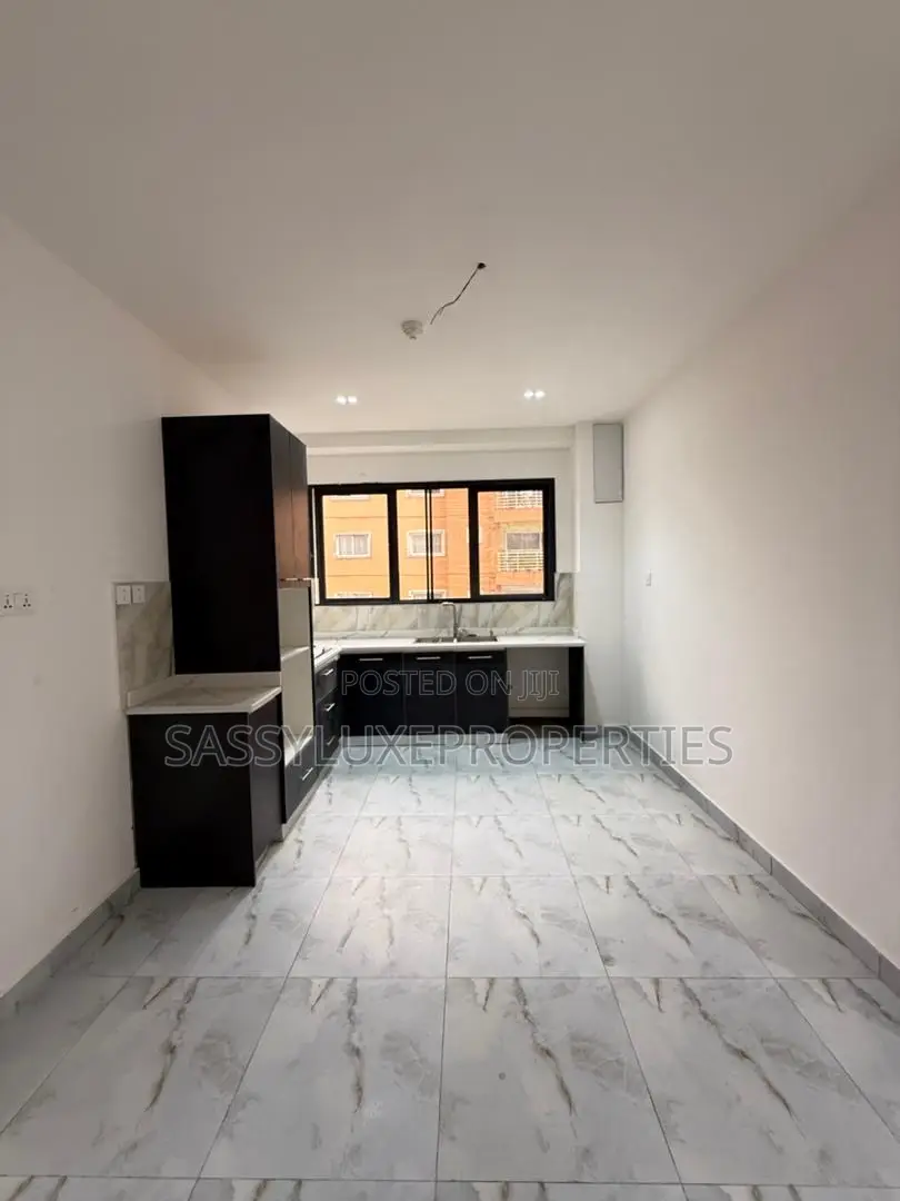 Furnished Studio Apartment in Ikate Lekki for sale in Lekki