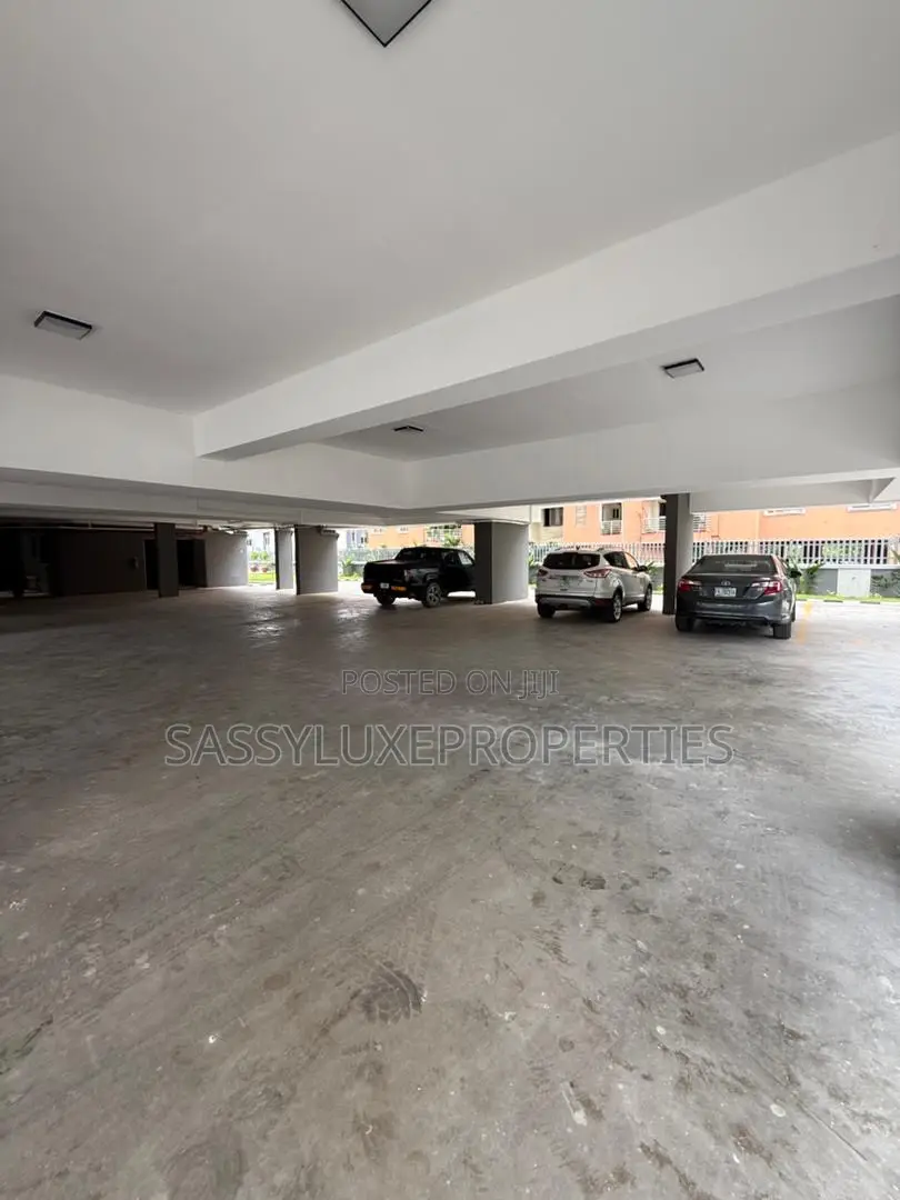 Furnished Studio Apartment in Ikate Lekki for sale in Lekki