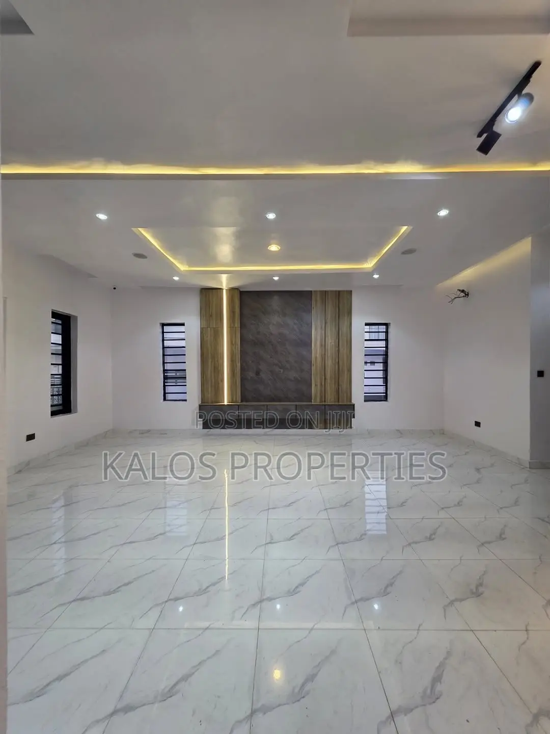 5bdrm Duplex in Ajah Lekki Lagos for sale in Ado / Ajah