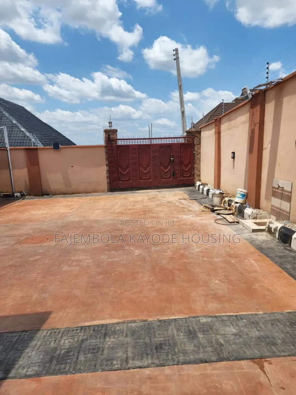 3bdrm Bungalow in Oroge Area, Akobo for sale in Akobo