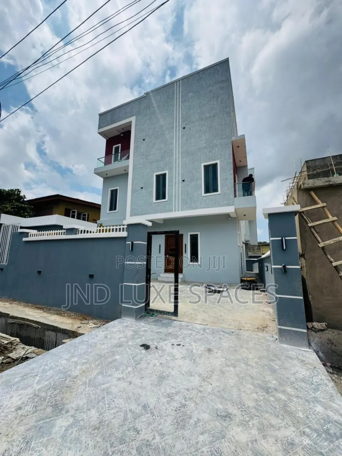 5bdrm Duplex in Adeniyi Jones for sale in Adeniyi Jones