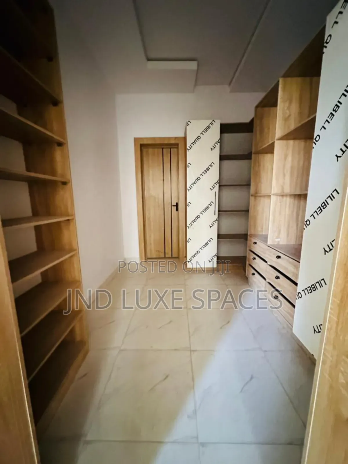 5bdrm Duplex in Adeniyi Jones for sale in Adeniyi Jones