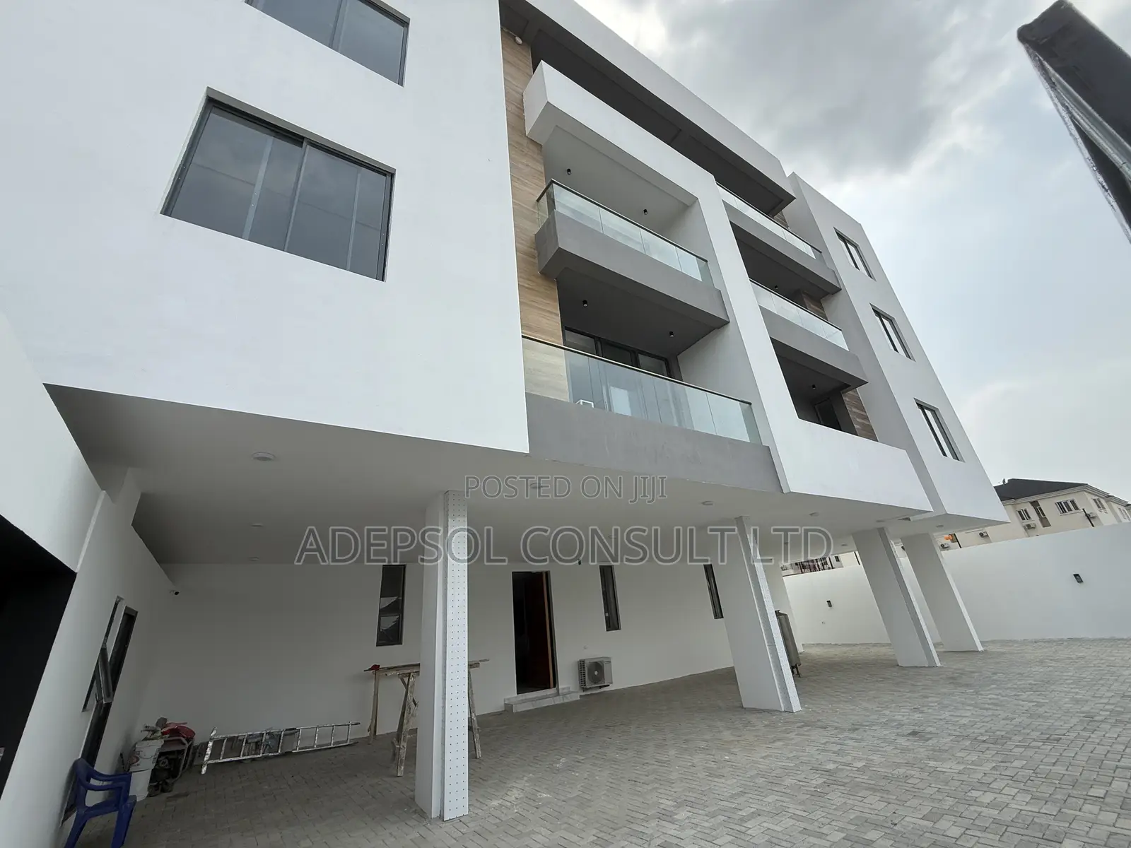 2bdrm Apartment in Lekki Phase 1 for sale in Lekki Phase 1