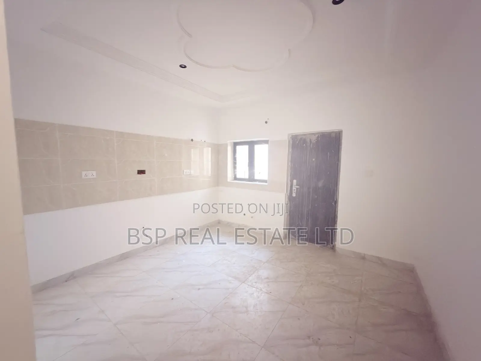 4bdrm Townhouse/Terrace in Life Camp for sale in Life Camp