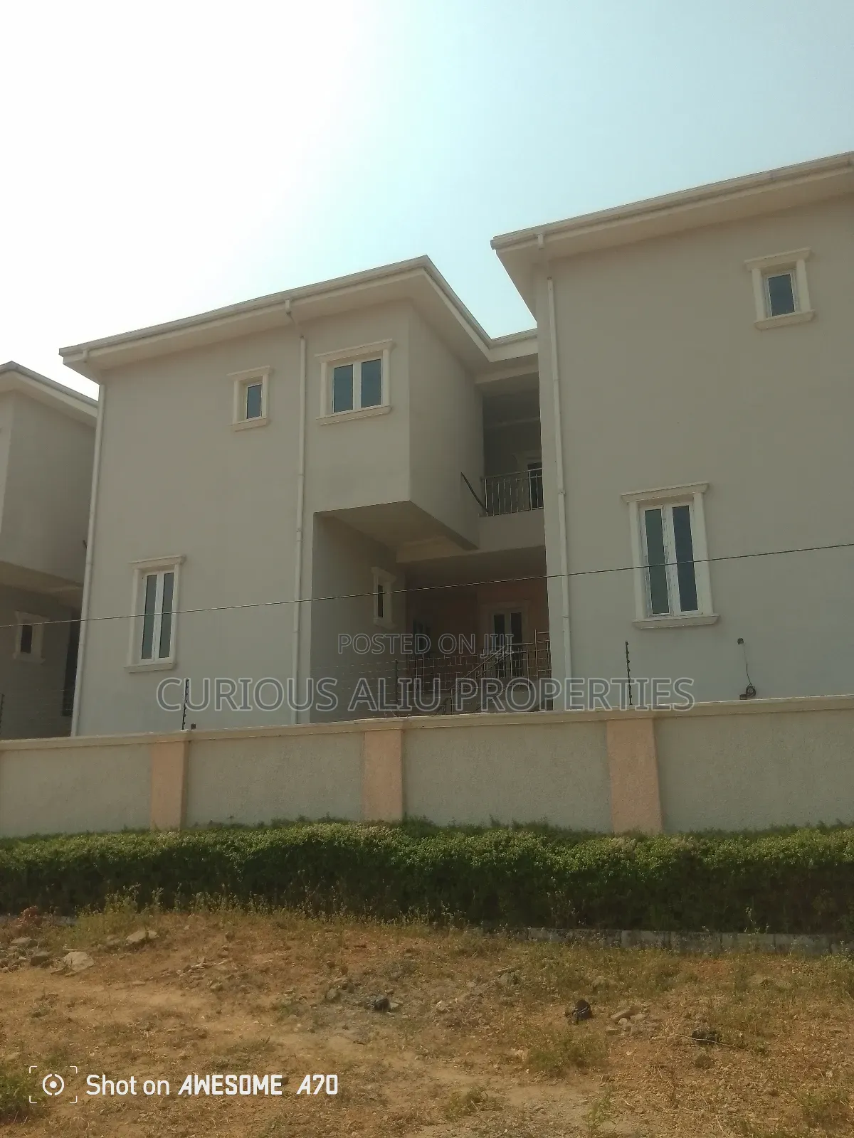 Mini Estate for Sale Life Camp in Life Camp