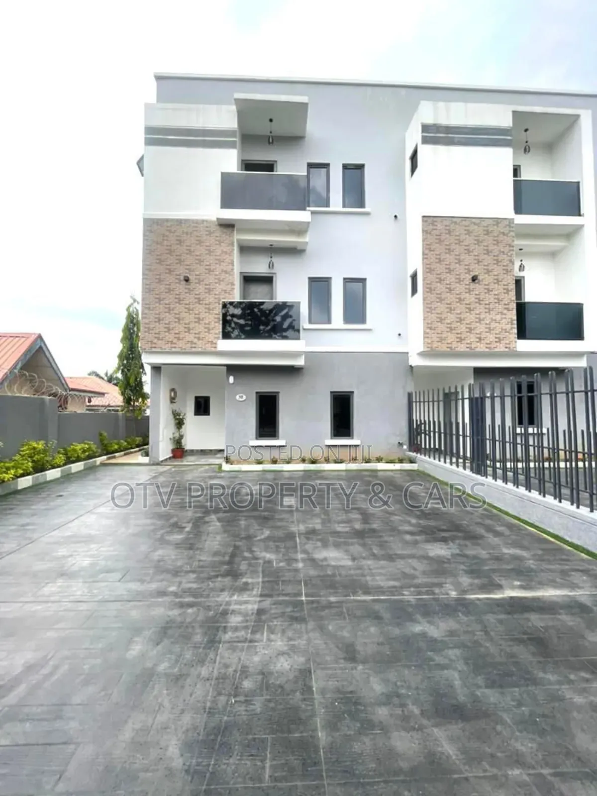 4bdrm Townhouse / Terrace in Wuye for rent in Wuye