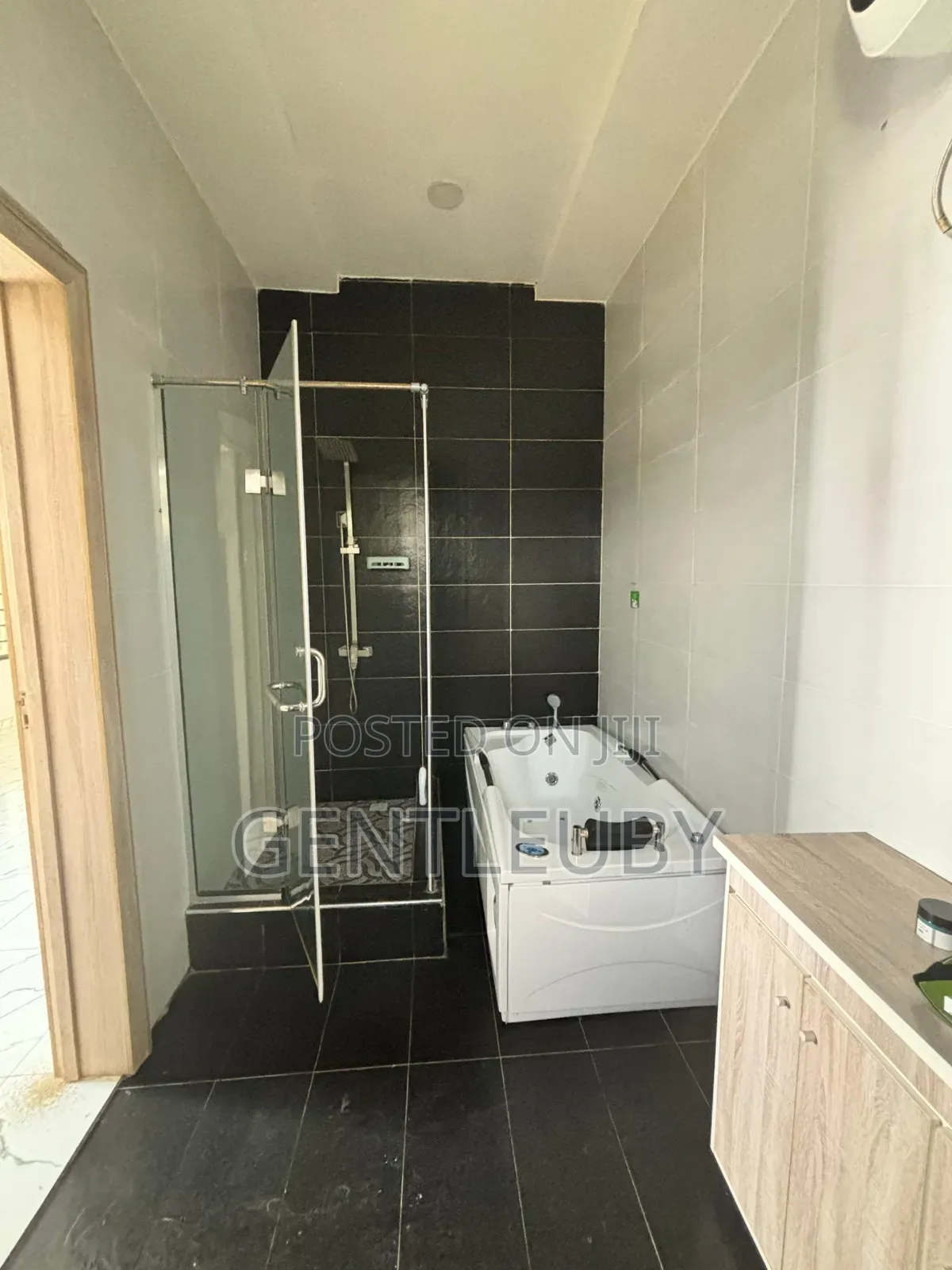 4bdrm Duplex in Orchid, Lekki Phase 2 for rent in Lekki Phase 2