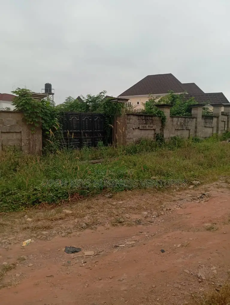 A Standard Plot of 577sqm Fenced and Gated in Idishin