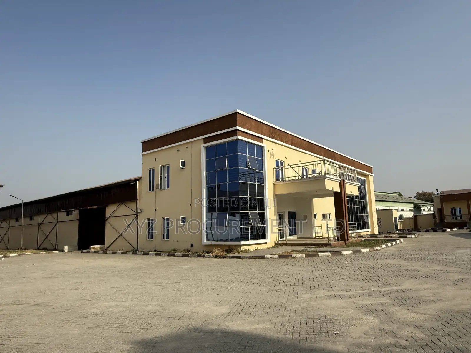 Warehouse With Office and Showroom in Idu Industrial