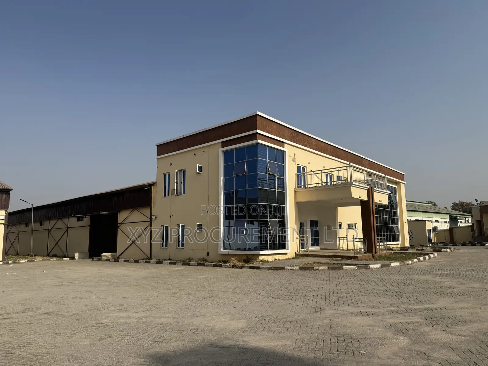 Warehouse With Office and Showroom in Idu Industrial