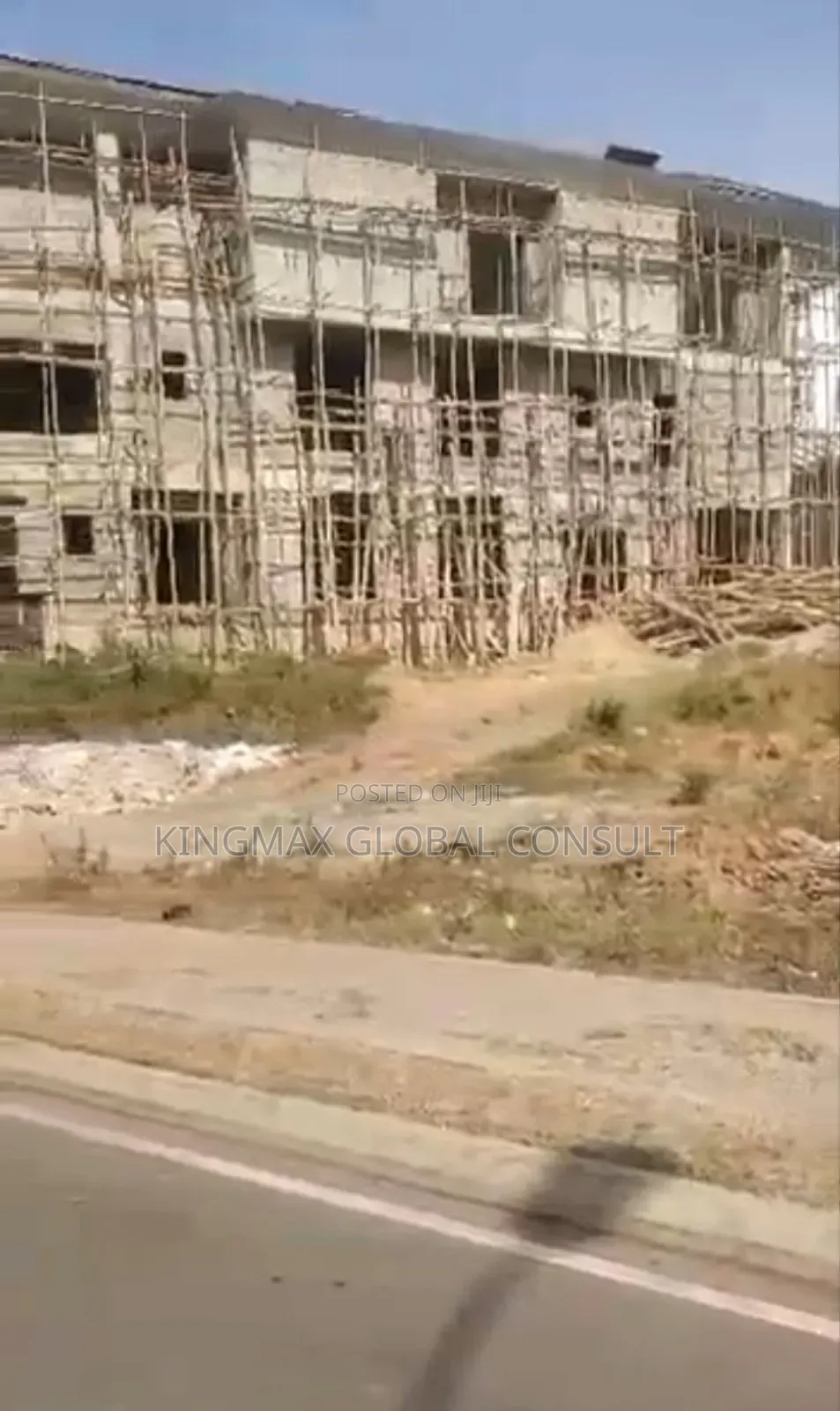 *Distress Sale Wuye*
Flat Land Measuring Approximately 1389sqm in Wuye