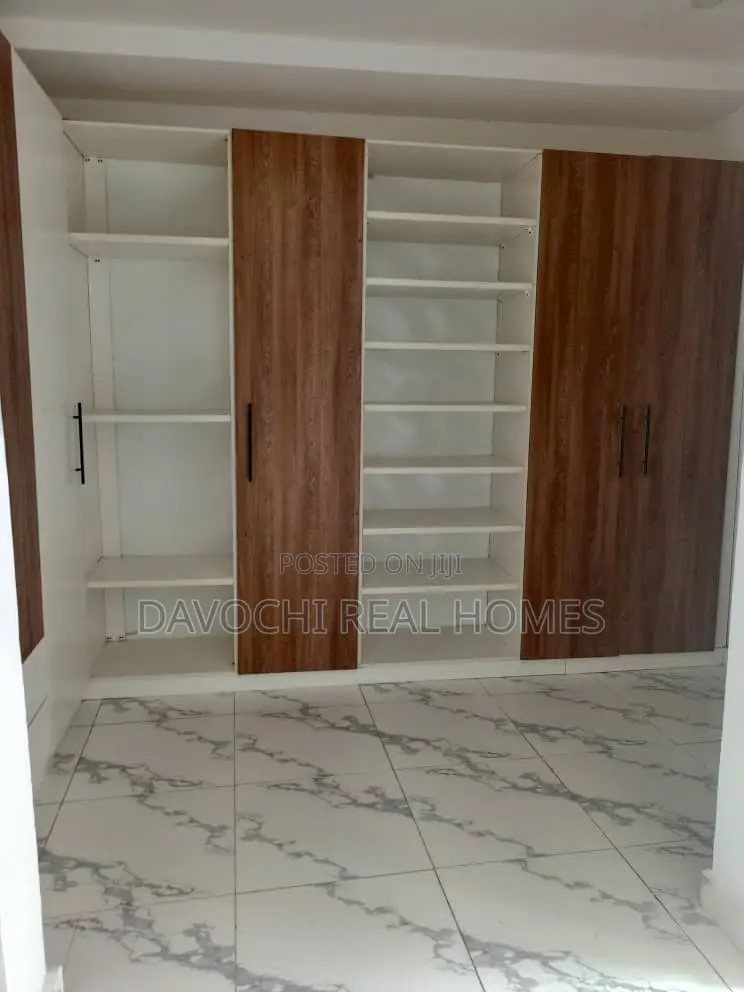 5bdrm Duplex in Ikate for rent in Ikate