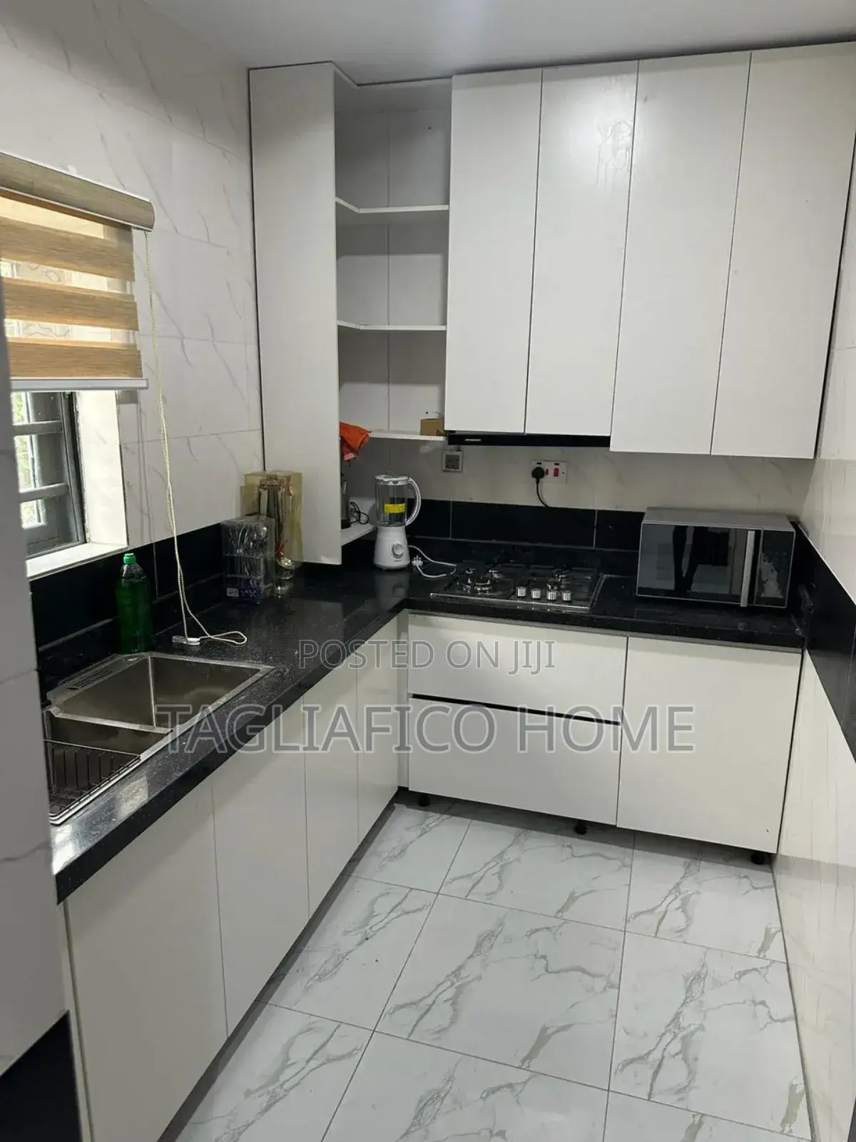 Airport Apartment in Ajao Estate