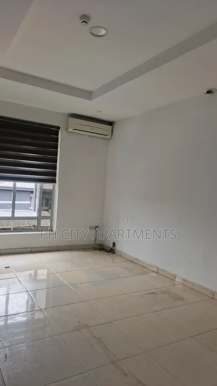 Office Space/Shop in GRA Phase 3 / Port-Harcourt