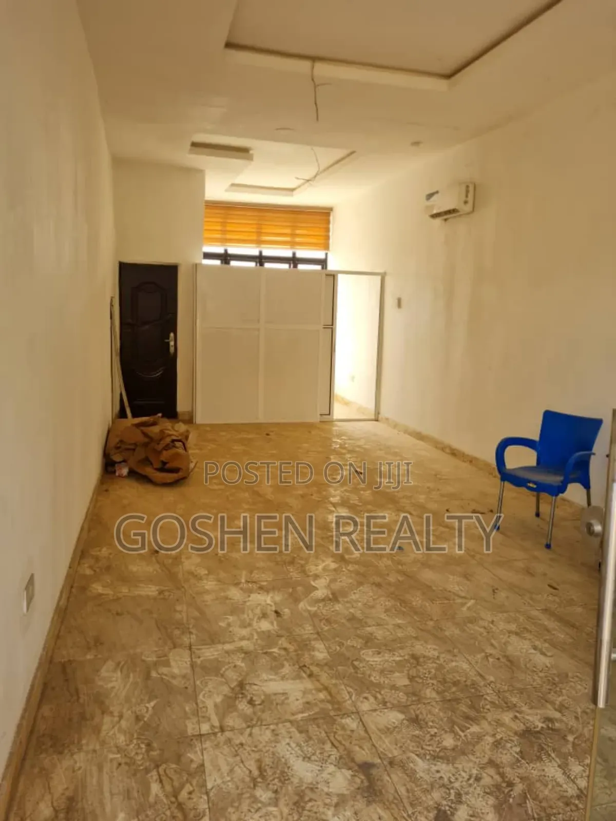 42sqm Office Space for Rent in Gwarinpa