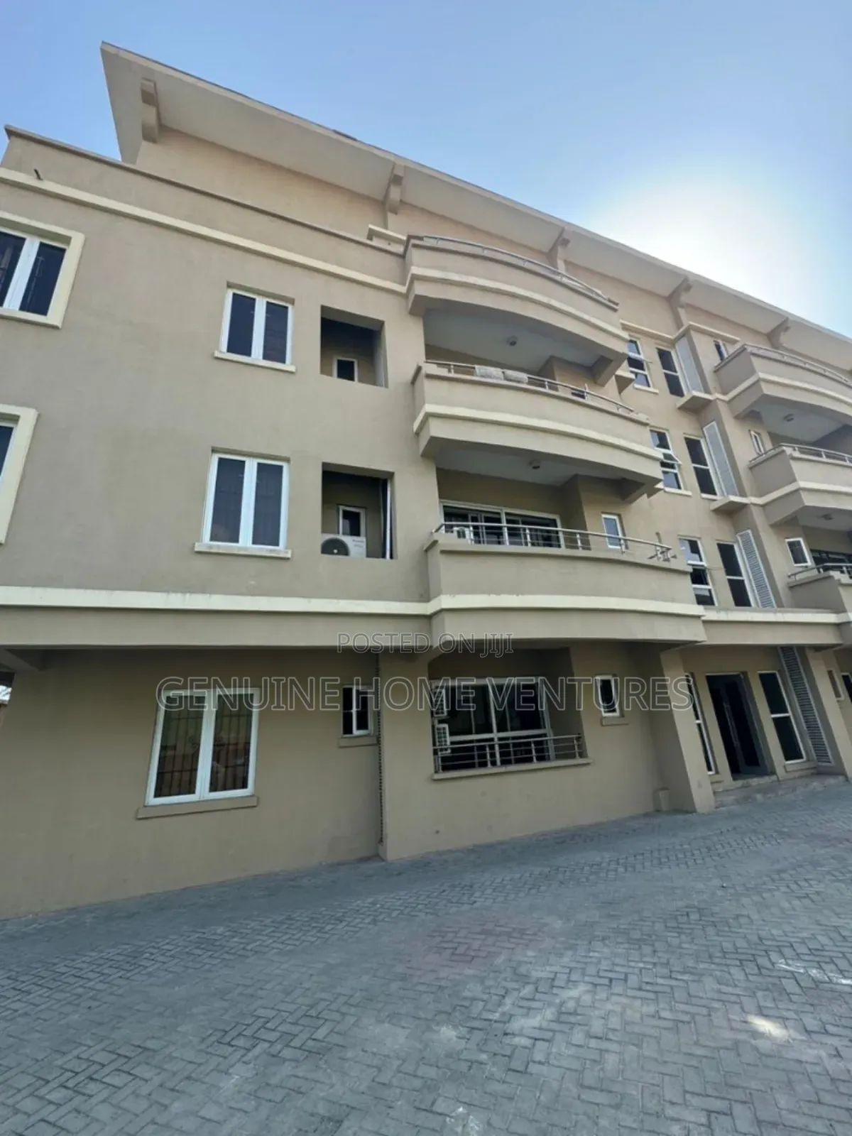 3bdrm Penthouse in Lekki Phase 1 for rent in Lekki Phase 1