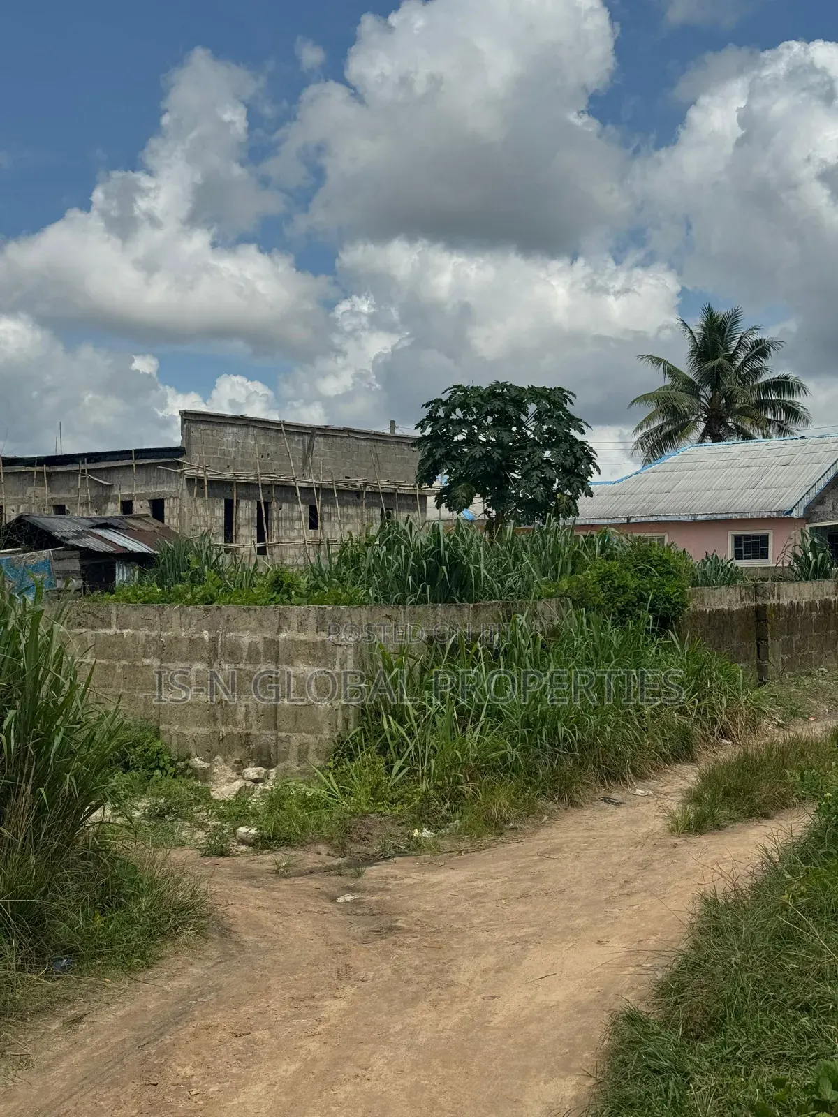 Dry Land for Sale in Warri