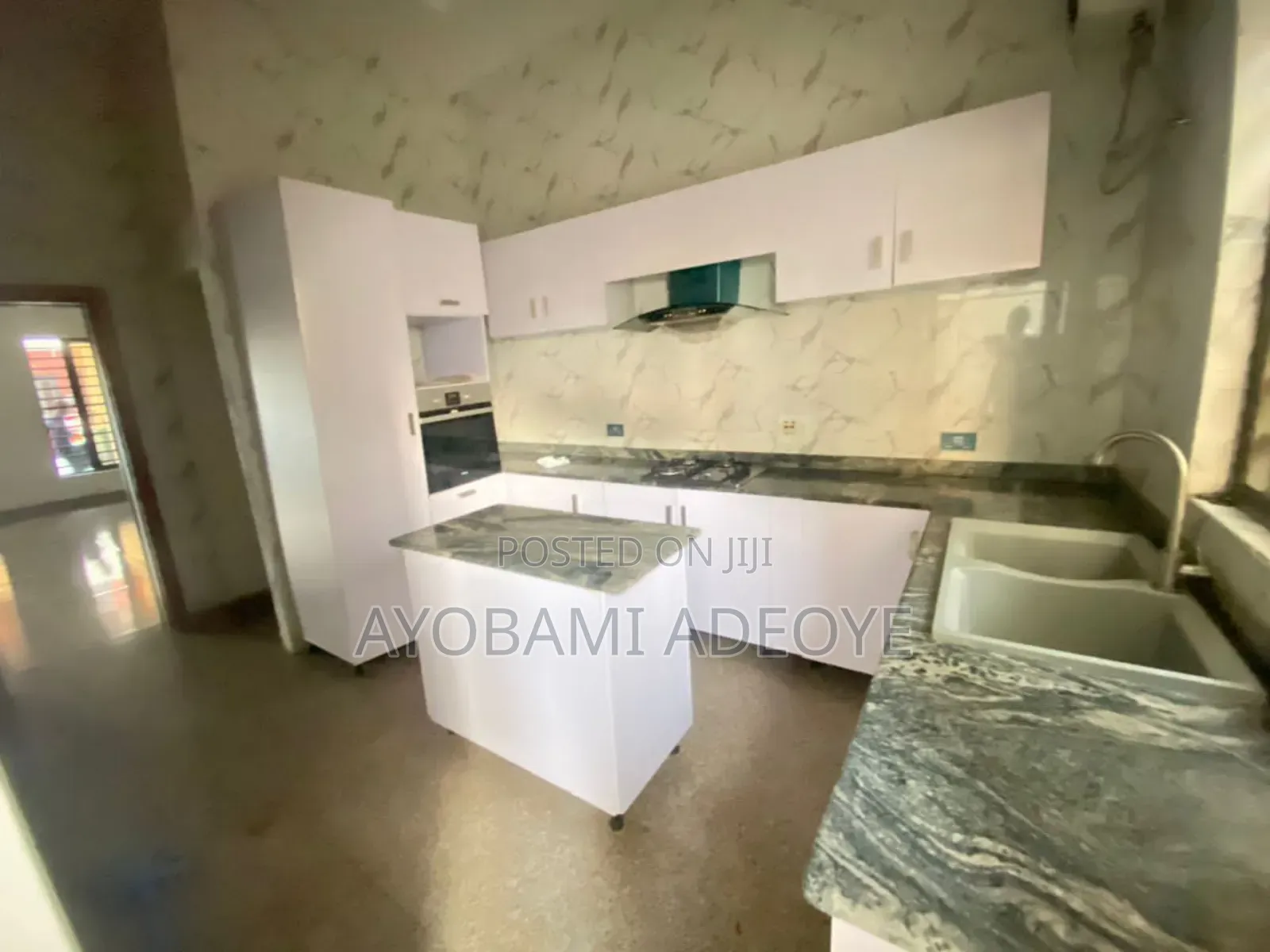 4bdrm Duplex in Ikota Gra for rent in Ikota