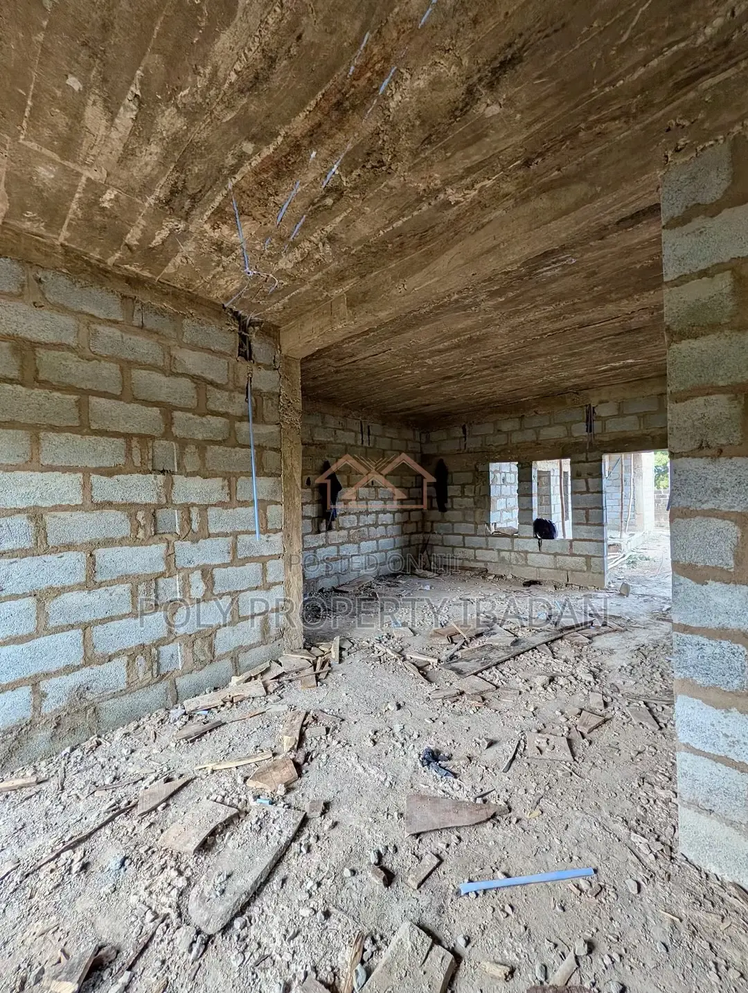 2bdrm Apartment in Akala Akobo, Ibadan for sale in Ibadan
