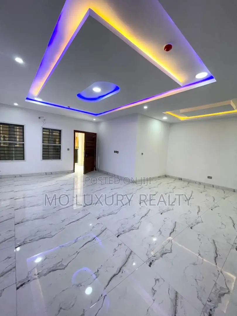 2bdrm Apartment in Lekki Phase 1 for sale in Lekki Phase 1