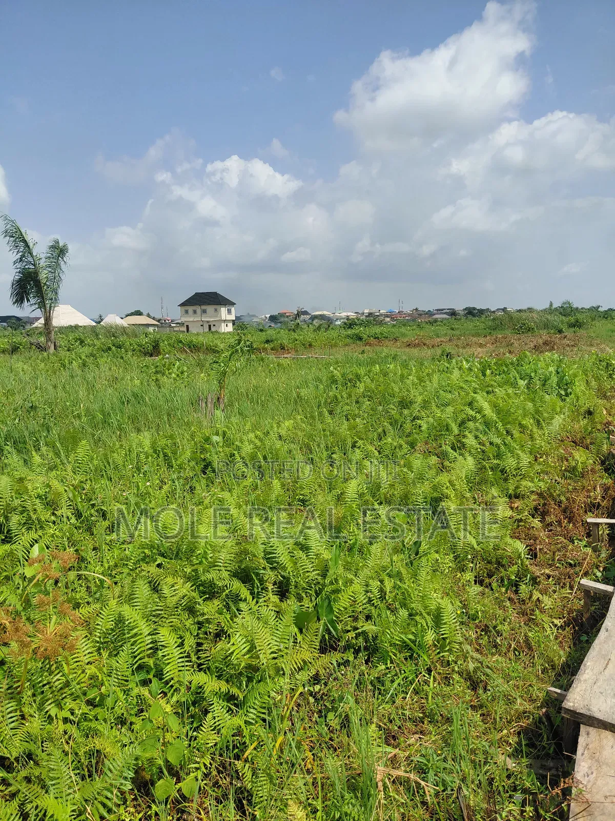 60ft by 170ft ( One and Half ) Kola/Meiron Lagos Abeokuta Expressway in Meiran