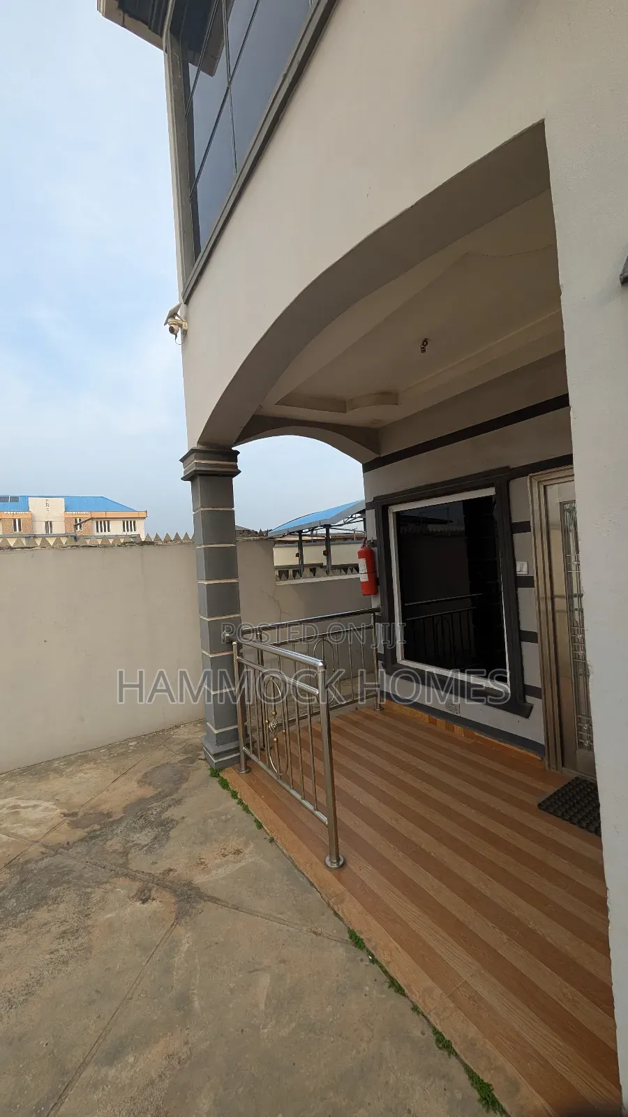 Commercial Office Space for Showroom Offices at Basorun Akobo Road. in Basorun