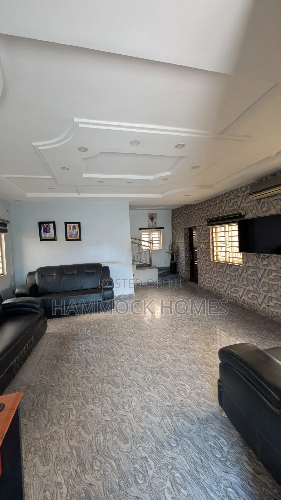 Commercial Office Space for Showroom Offices at Basorun Akobo Road. in Basorun
