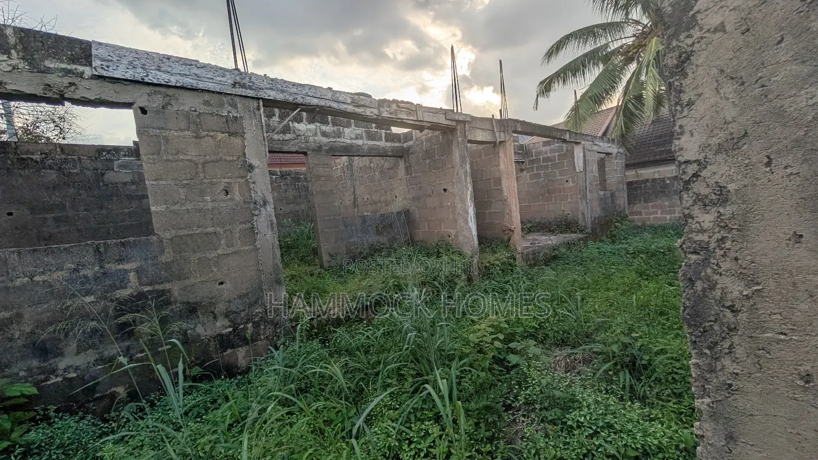 8bdrm House in Okebadan Estate, Akobo for sale in Akobo