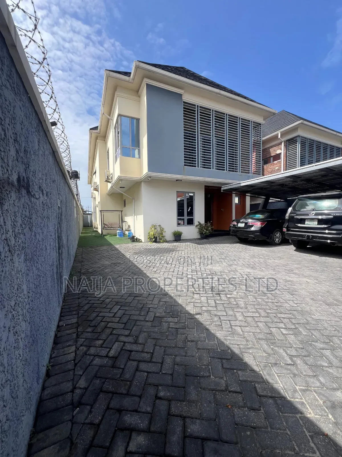 5bdrm Duplex in Lekki Phase 1 for rent in Lekki Phase 1