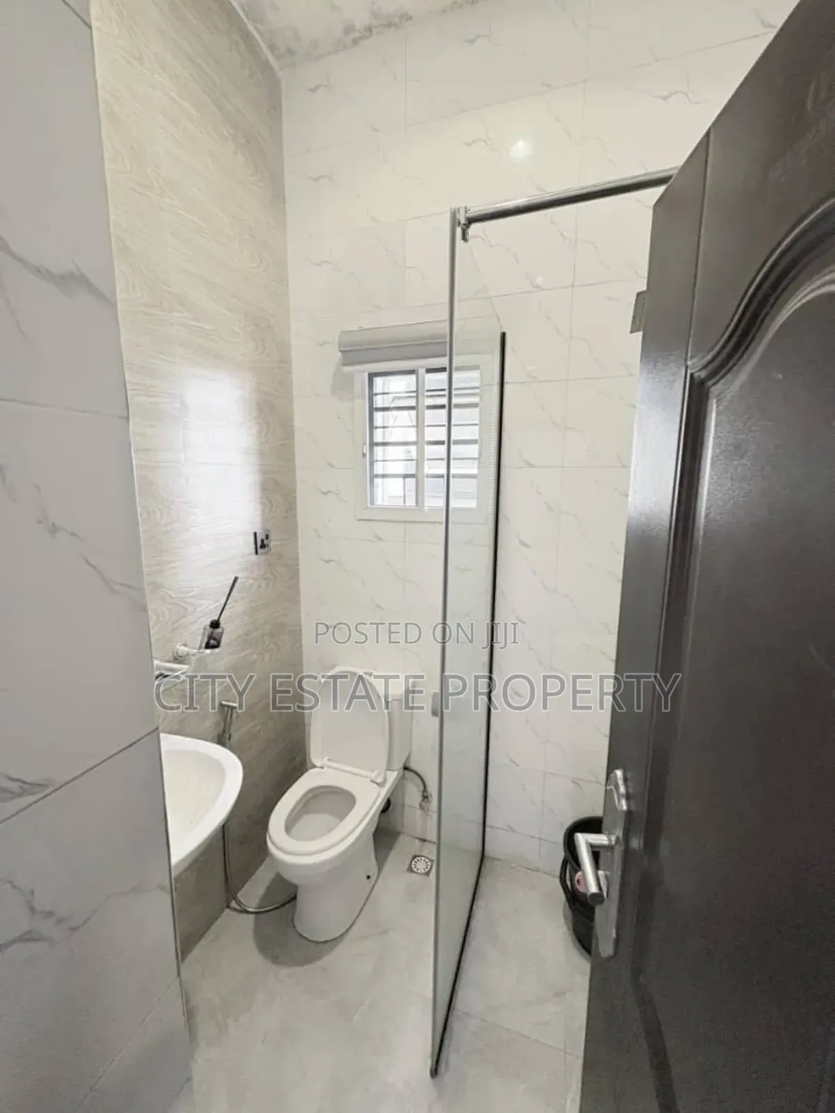 3bdrm Block of Flats in City Estate, Katampe (Main) for rent in Katampe (Main)