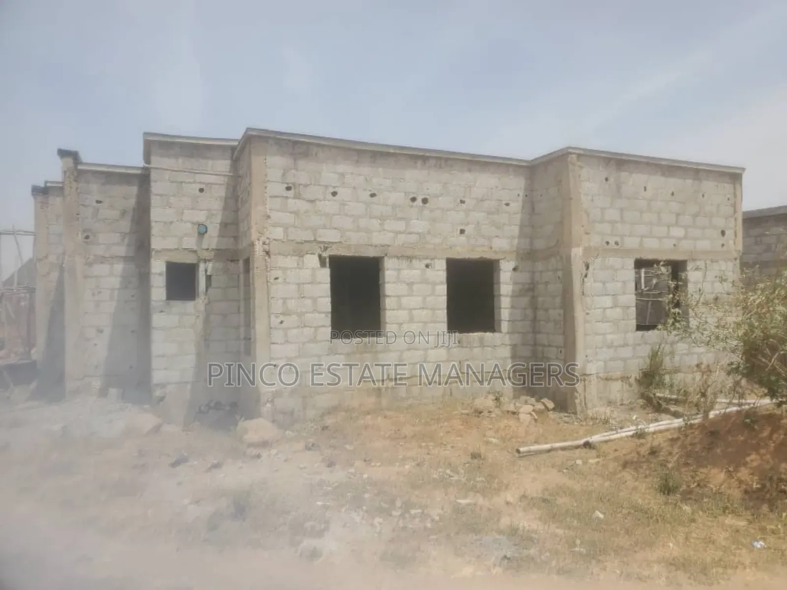 6bdrm House in Seman Estate, Lugbe District for sale in Lugbe District