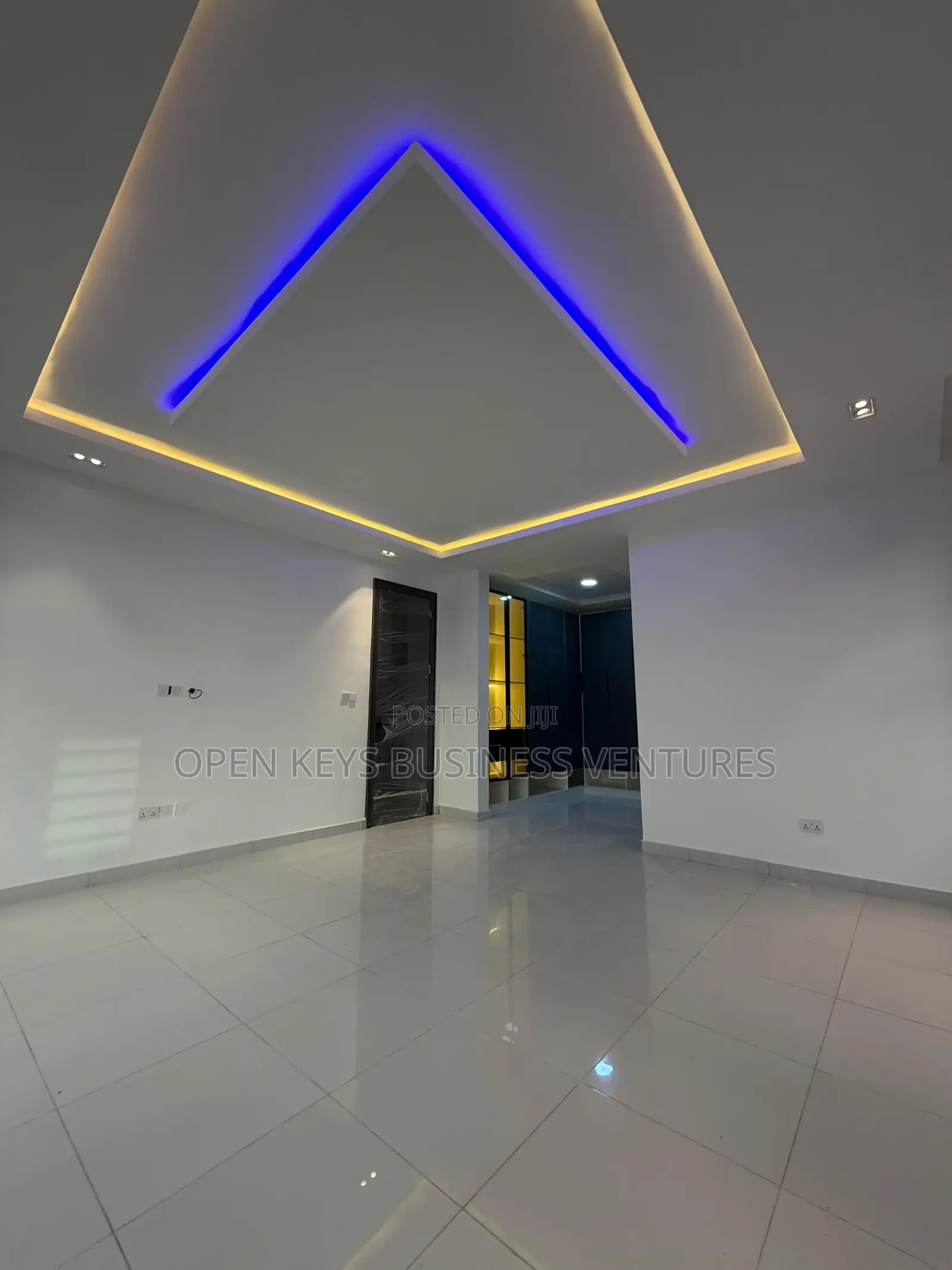 Furnished 5bdrm Duplex in Agodi Gra for sale in Agodi