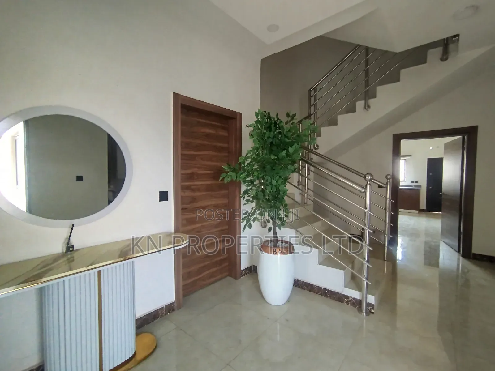 5bdrm Duplex in Mabushi for sale in Mabushi