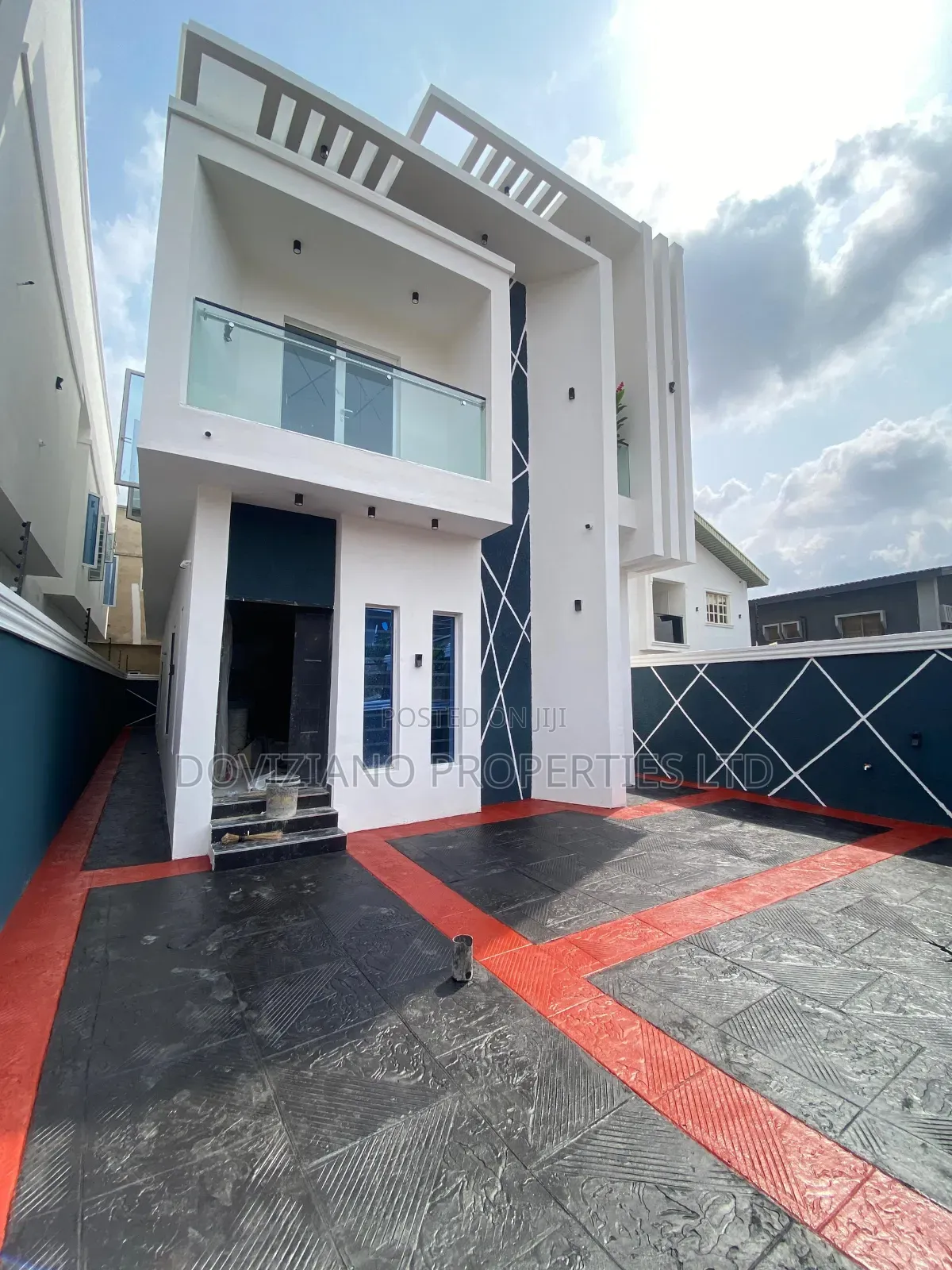 5bdrm Duplex in New Oko Oba for sale in New Oko Oba