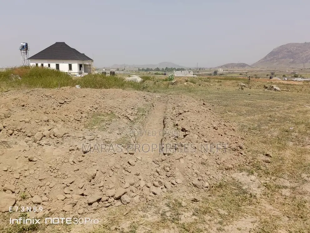Direct Fcda R of O Lands for Sale in Dakwo District