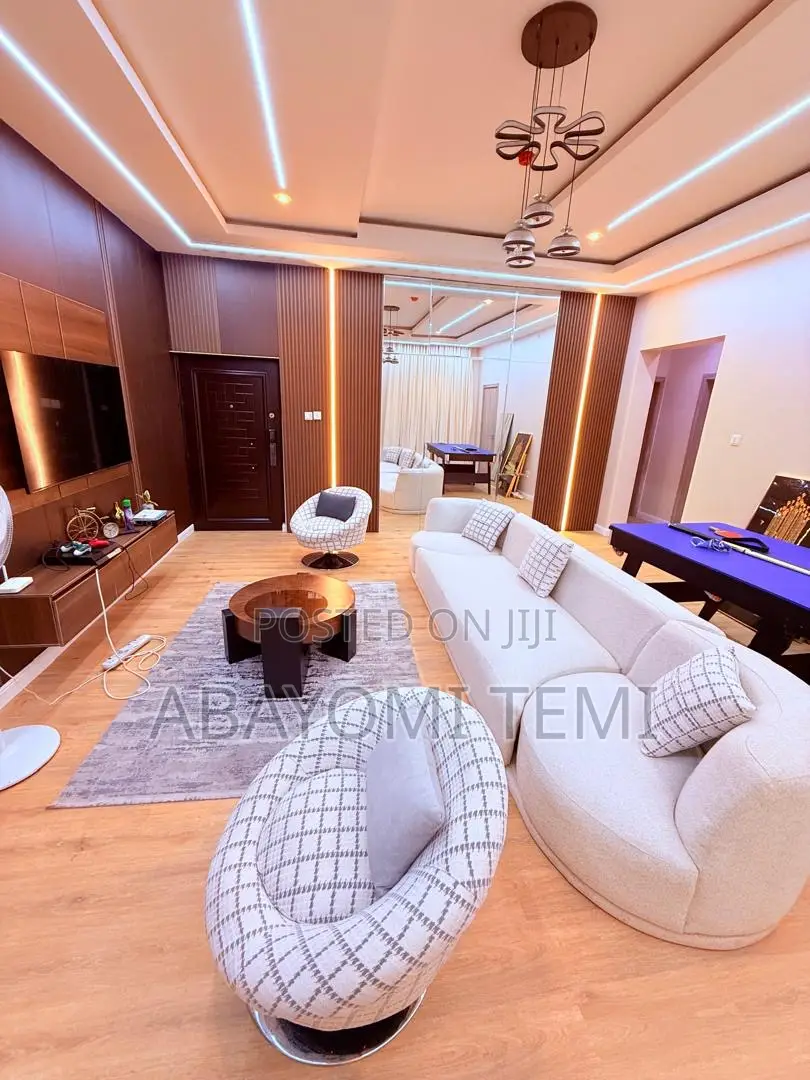 Well Furnished Service Apartment In A Serene Environment in Lekki