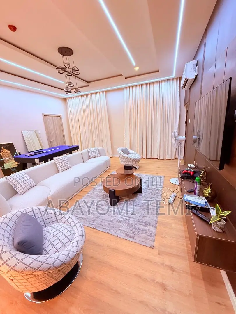 Well Furnished Service Apartment In A Serene Environment in Lekki